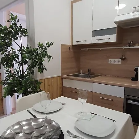 Camille Apartmanhouse 4* ブダペスト