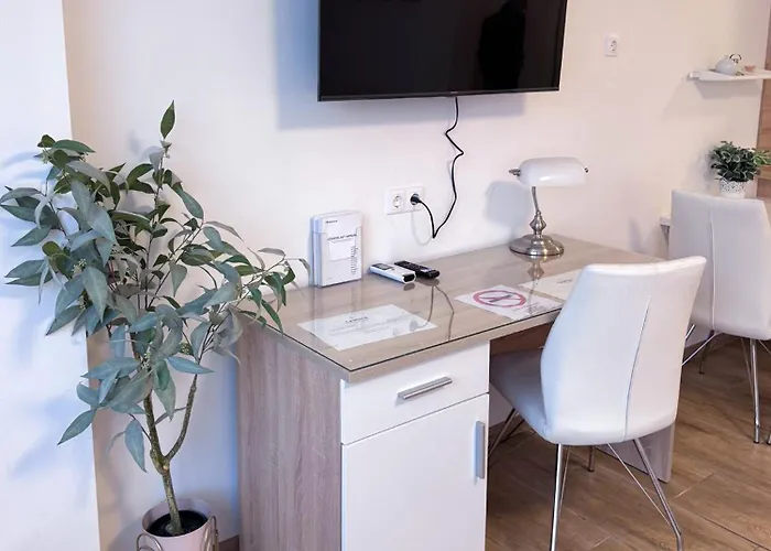 Camille Apartmanhouse