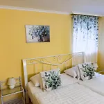 Camille Apartmanhouse