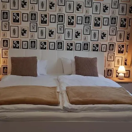 Camille Apartmanhouse Aparthotel 4*