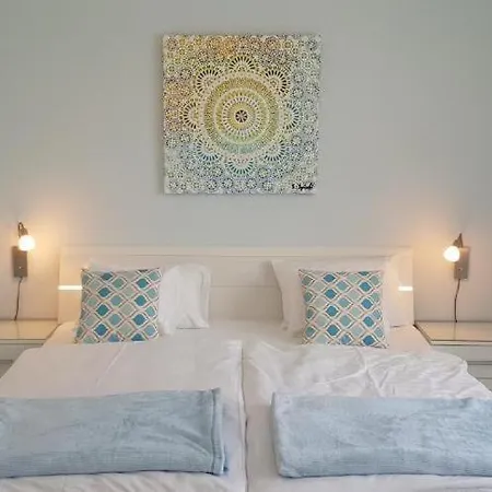 Camille Apartmanhouse Aparthotel 4*