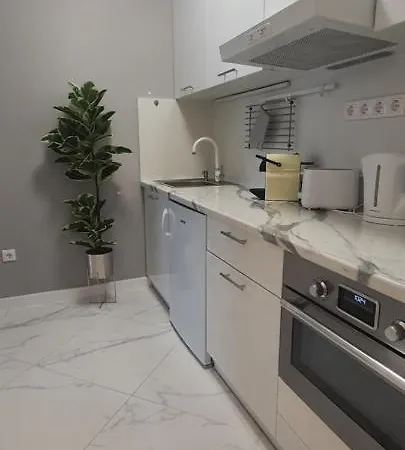 Camille Apartmanhouse 4*