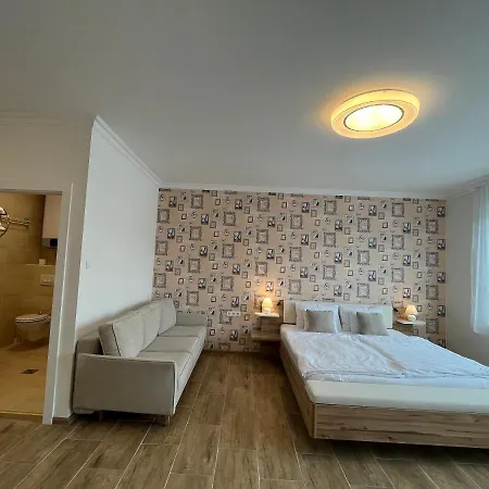 Camille Apartmanhouse