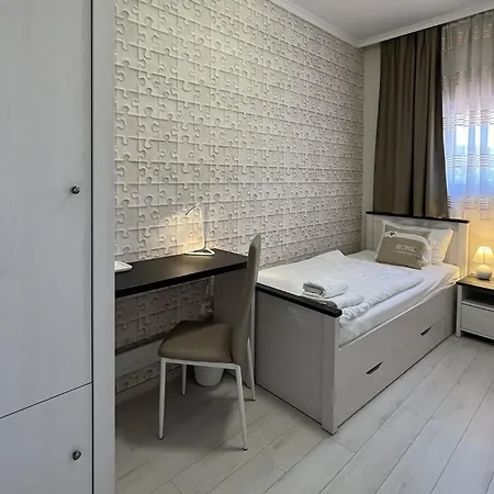 Camille Apartmanhouse Aparthotel 4*