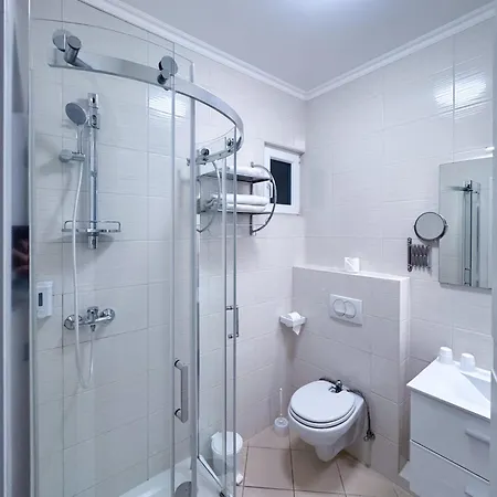 Camille Apartmanhouse