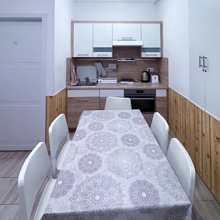 Camille Apartmanhouse 4*