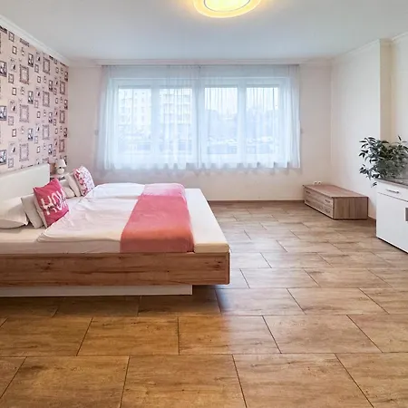 Camille Apartmanhouse