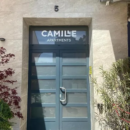 Camille Apartmanhouse 4*