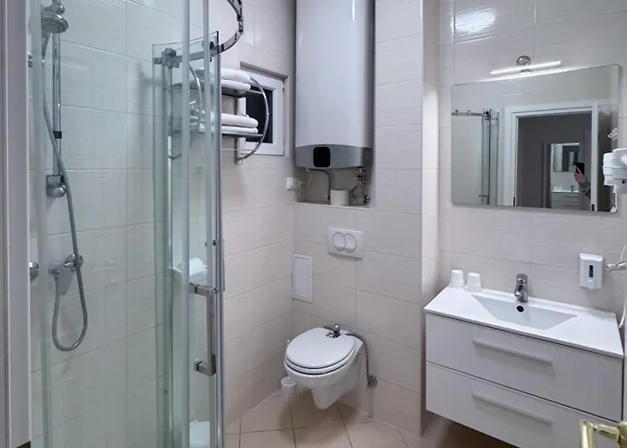 Camille Apartmanhouse شقة فندقية بودابست