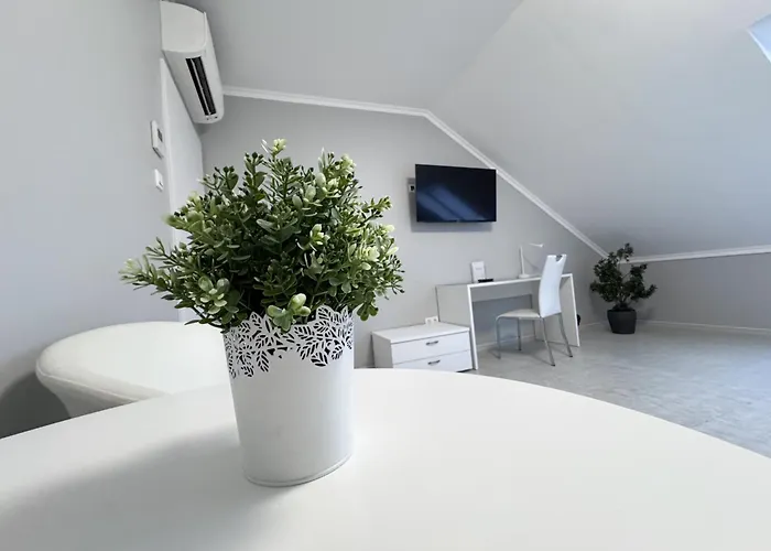 Camille Apartmanhouse 4*