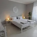 Camille Apartmanhouse 4* Budapesta