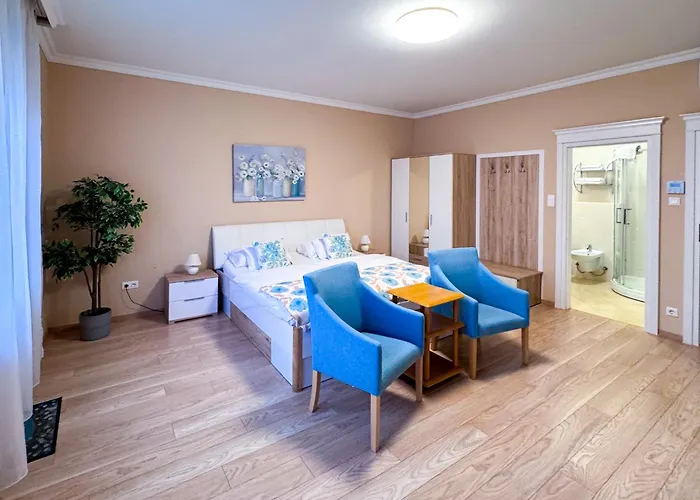 Camille Apartmanhouse 4*