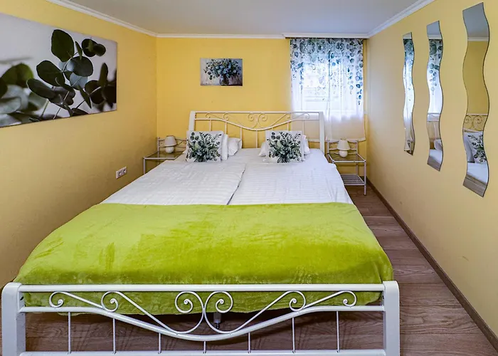 Camille Apartmanhouse Apart Otel